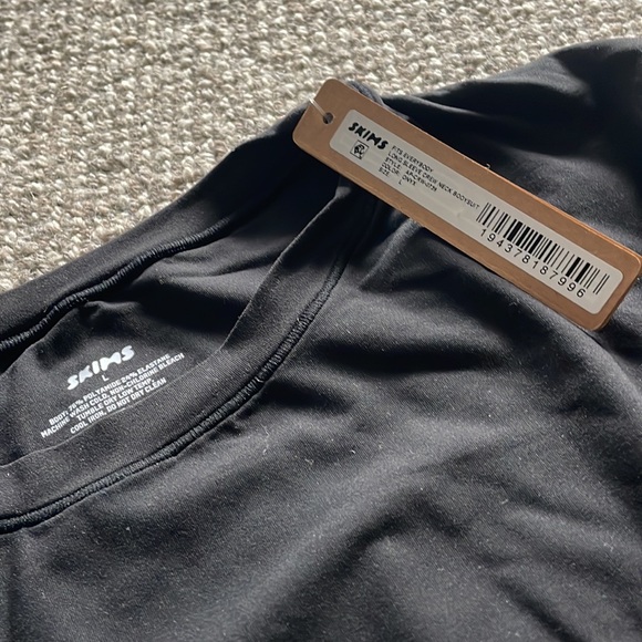 SKIMS NWT fits everybody thong bodysuit Sz L - Picture 2 of 5